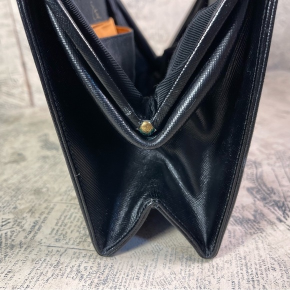 Etra Purse Vintage 1960's Black Leather French Hand painted with Pink Flowers - Picture 12 of 15